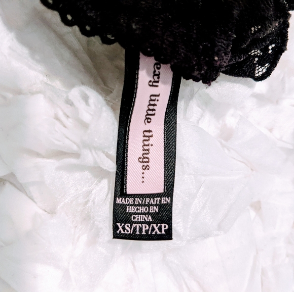 Victoria's Secret Lace Lingerie - Picture 4 of 5